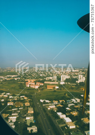 從飛機窗口的視圖 從飛機窗口的視圖 78755367