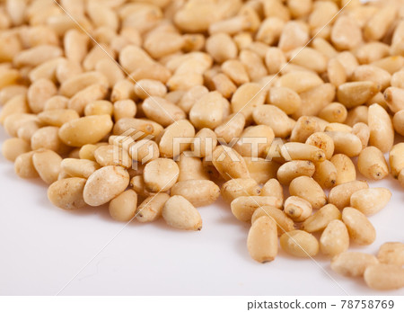 Shelled pine nuts Shelled pine nuts 78758769