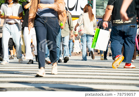 Tokyo Shibuya Scramble Crossing June 17, 2021 Decided to cancel the state of emergency 78759057