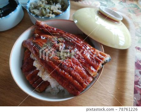 Double eel bowl up Double eel bowl up 78761226