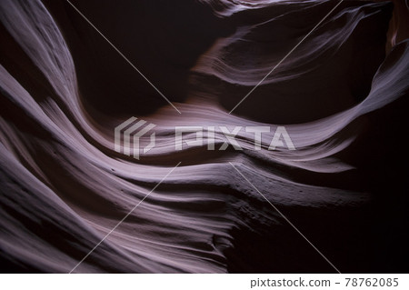 Sunbeams in Antelope Canyon 78762085