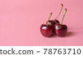 三顆清新甜美可口的櫻桃粉紅壁紙 78763710