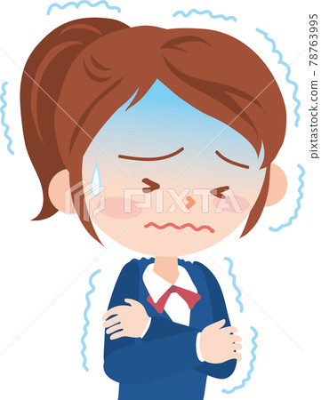 寒風中瑟瑟發抖的女學生 78763995