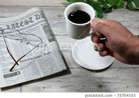 Man drinking coffee Man drinking coffee 78764583
