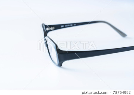 黑框眼鏡【白底】 78764992