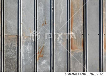 Iron plate wall under construction Iron plate wall under construction 78765164