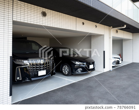 Parking lot of condominium Parking lot of condominium 78766091