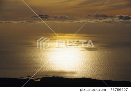 Akita Prefecture Chokai Blue Line overlooking the setting sun over the Sea of Japan Akita Prefecture Chokai Blue Line overlooking the setting sun over the Sea of Japan 78766407