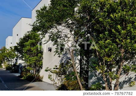 Scenery of reloading commercial facilities in a newly developed area between Shimokitazawa Station and Tohokuzawa Station Scenery of reloading commercial facilities in a newly developed area between Shimokitazawa Station and Tohokuzawa Station 78767782