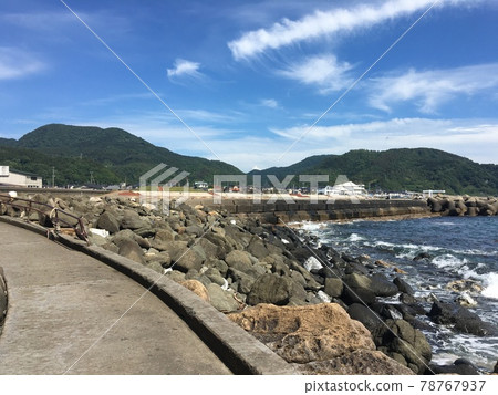 晴朗的天空 78767937