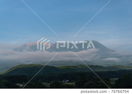 Mt. Ontakeyama在夏天 78768704