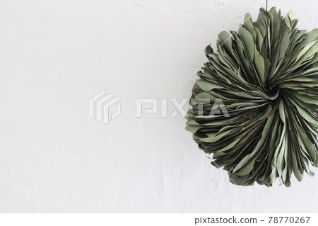 Eucalyptus dried flower wreath Eucalyptus dried flower wreath 78770267