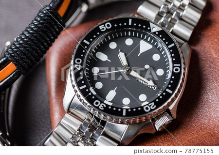 luxury wristwatch for men luxury wristwatch for men 78775155
