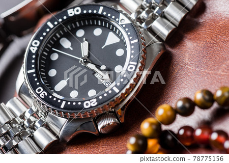 luxury wristwatch for men luxury wristwatch for men 78775156