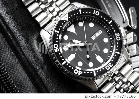 luxury wristwatch for men luxury wristwatch for men 78775166