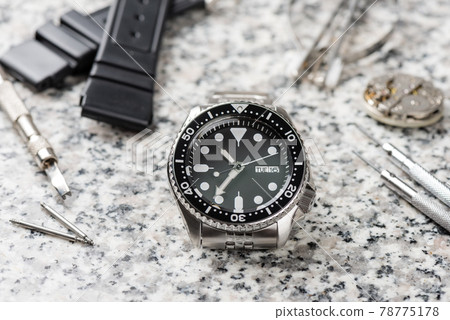 luxury wristwatch for men luxury wristwatch for men 78775178