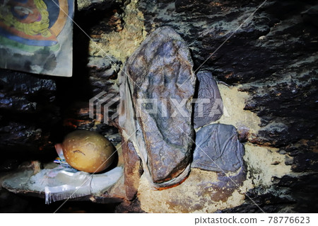 Chiugonpa Gururinpoche的腳印 Chiugonpa Gururinpoche的腳印 78776623