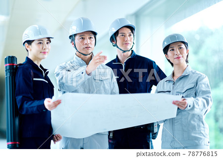 Business scene worker Business scene worker 78776815