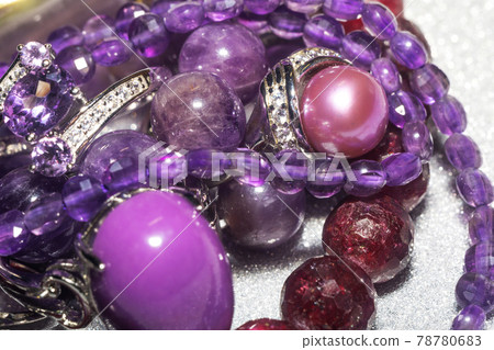 Jewelry with purple stones 78780683