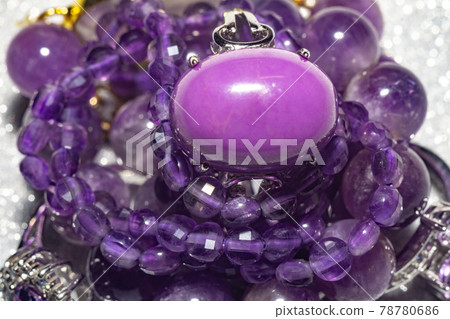Jewelry with purple stones 78780686