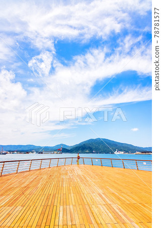 Tsuruga Bay (Sunny in May) 78781577