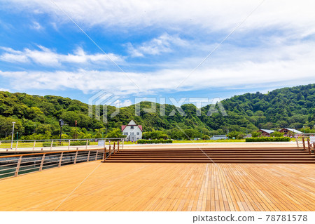 Tsuruga Bay (Sunny in May) Tsuruga Bay (Sunny in May) 78781578