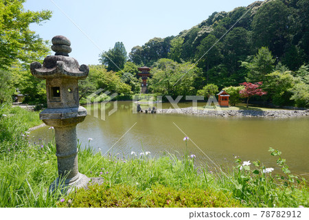 Kizugawa City, Kyoto Prefecture, overlooking the three-storied pagoda from the main hall of Joruri-ji Temple Kizugawa City, Kyoto Prefecture, overlooking the three-storied pagoda from the main hall of Joruri-ji Temple 78782912