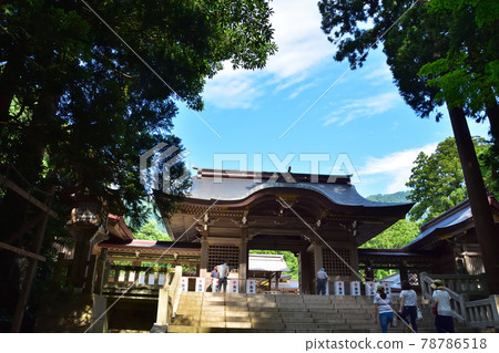 Niigata Yahiko Shrine in the blue sky Niigata Yahiko Shrine in the blue sky 78786518