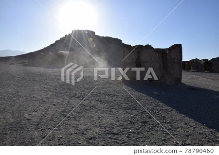 Tower of Silence in Yazd, Iran Tower of Silence in Yazd, Iran 78790460