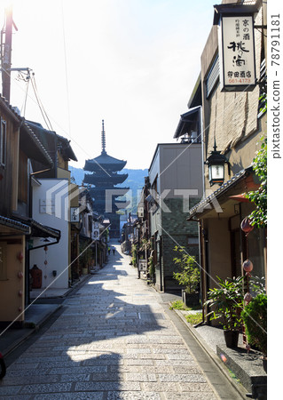 清晨的京都八坂塔 78791181