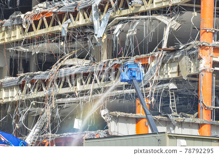 拆除建築物的工作 拆除建築物的工作 78792295