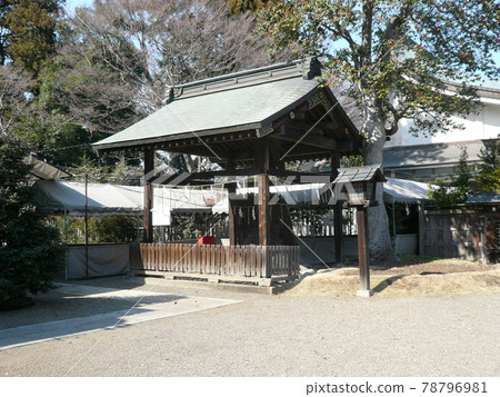 位於櫪木縣小山市宮本町的須賀神社,德川家康供奉並供奉神轎。 位於櫪木縣小山市宮本町的須賀神社,德川家康供奉並供奉神轎。 78796981