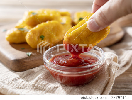 Chicken nugget  78797343