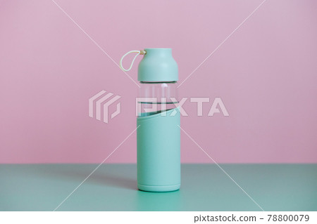時尚的杯子瓶 78800079