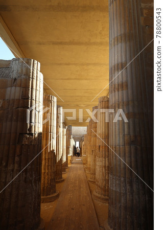 薩卡拉遺址柱廊(薩卡拉左塞爾金字塔) 薩卡拉遺址柱廊(薩卡拉左塞爾金字塔) 78800543