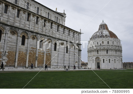 Italy, Pisa, Leaning Tower of Pisa, Baptistery, Duomo 78800995