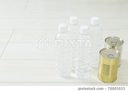 Emergency food lined up on the floor 78805833