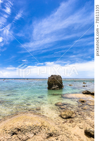 Miyakojima, Okinawa Prefecture, Boraga Beach in June, Japan Miyakojima, Okinawa Prefecture, Boraga Beach in June, Japan 78811335