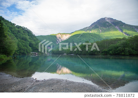 長野縣 鮮綠大正池 長野縣 鮮綠大正池 78811872