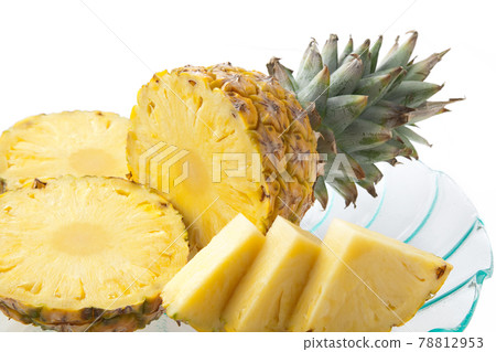 成熟的菠蘿切塊 成熟的菠蘿切塊 78812953