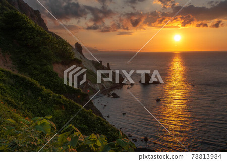 Sunset at Shukutsu Panorama Observatory 78813984