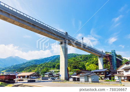 Amarube Viaduct (Sunny in June) 78816667