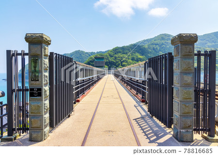 Amarube Viaduct (Sunny in June) 78816685