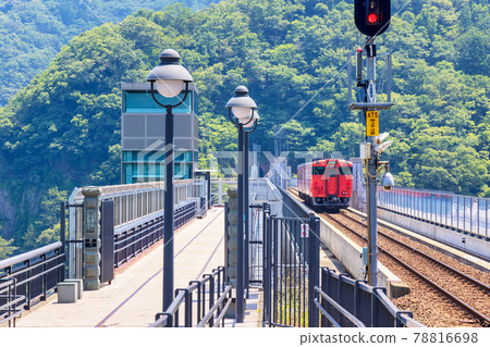 Amarube Viaduct (Sunny in June) Amarube Viaduct (Sunny in June) 78816698