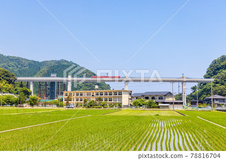 阿丸部高架橋(六月晴) 阿丸部高架橋(六月晴) 78816704