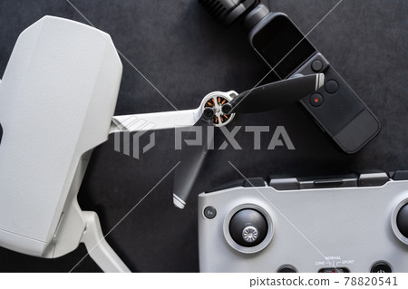 Drone_black background Drone_black background 78820541
