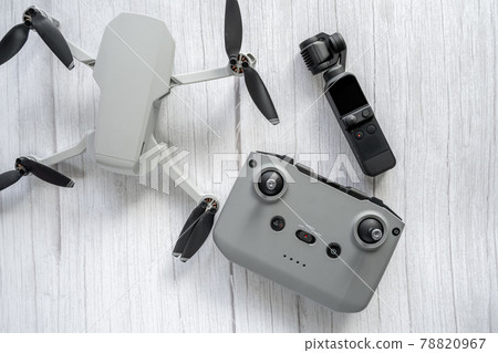 Drone_tree background_Vlog 78820967