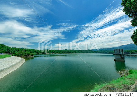日本最好的池塘,萬能池,與空海有關的生命之水 日本最好的池塘,萬能池,與空海有關的生命之水 78821114
