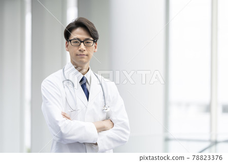 Male doctor portrait Male doctor portrait 78823376