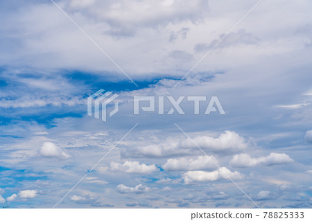 Between the clouds and the rainy season 78825333
